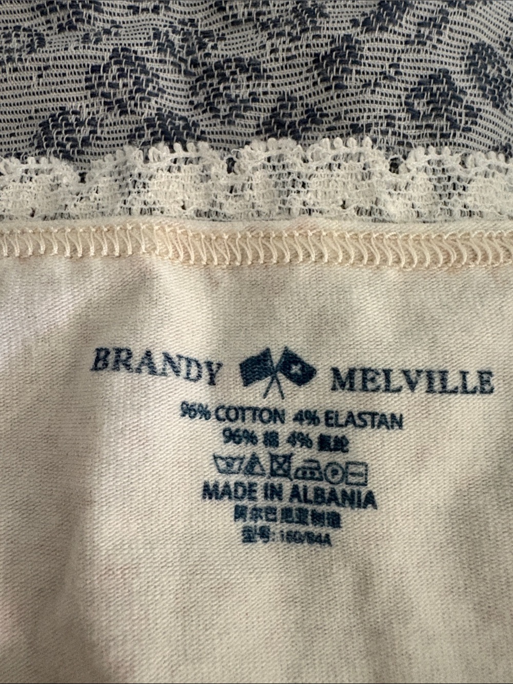 Brandy Melville NWT Cream and Pink Floral Lace-Trim Camisole - Picture 4 of 5